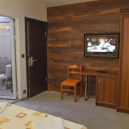 Rothmans-breakfast - Free Parking - Lobby מלון 3*