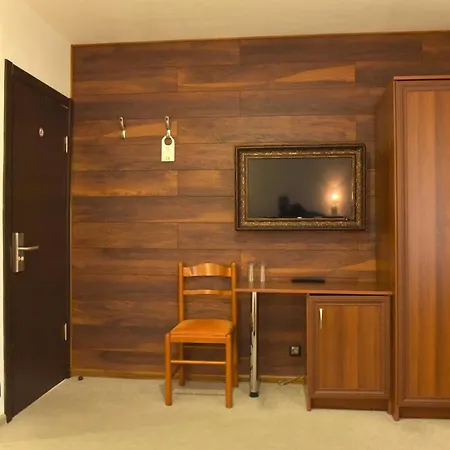 מלון Rothmans-breakfast - Free Parking - Lobby בנסקו