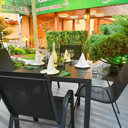 Rothmans-breakfast - Free Parking - Lobby מלון בנסקו