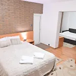 Rothmans-breakfast - Free Parking - Lobby 3* Bansko