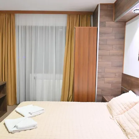 Rothmans-breakfast - Free Parking - Lobby 酒店 班斯科