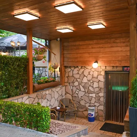 Rothmans-breakfast - Free Parking - Lobby 3* 班斯科