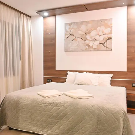 Rothmans-breakfast - Free Parking - Lobby