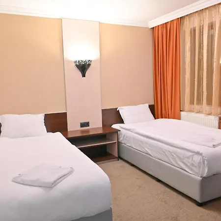 Rothmans-breakfast - Free Parking - Lobby Hotel