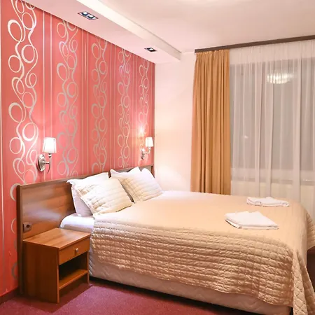 Rothmans-breakfast - Free Parking - Lobby 3* בנסקו