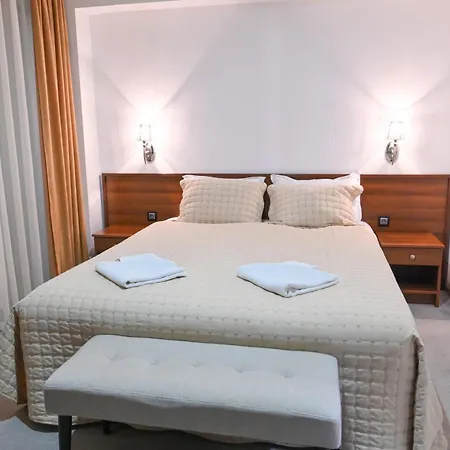 Rothmans-breakfast - Free Parking - Lobby Bansko