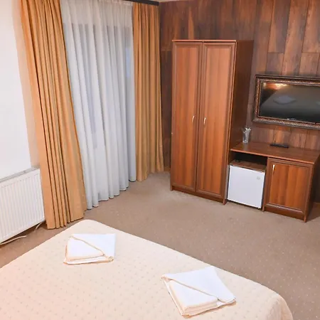 Rothmans-breakfast - Free Parking - Lobby Szálloda 3*