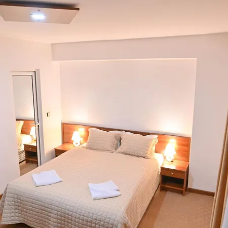 Rothmans-breakfast - Free Parking - Lobby Bansko