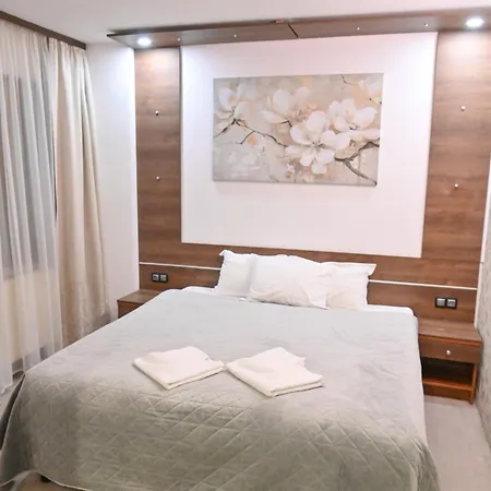 Hotel Rothmans-breakfast - Free Parking - Family
