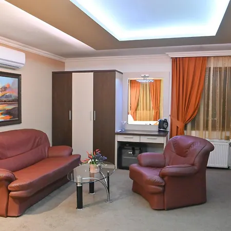 Rothmans-breakfast - Free Parking - Lobby Bansko