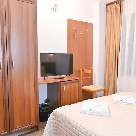 Rothmans-breakfast - Free Parking - Lobby Hotel 3*