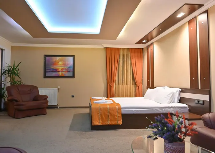 호텔 Rothmans-breakfast - Free Parking - Lobby 3*