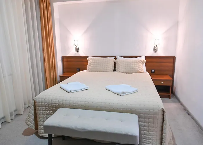 Rothmans-breakfast - Free Parking - Lobby 반스코