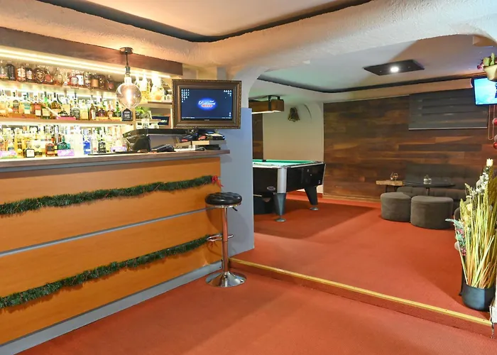 호텔 Rothmans-breakfast - Free Parking - Lobby 반스코